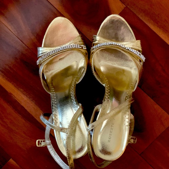 Gold stilettos strappy sandals - Picture 1 of 1